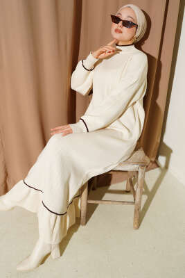 Etek Ucu Fırfır Detaylı Triko Elbise Taş - NESSİA