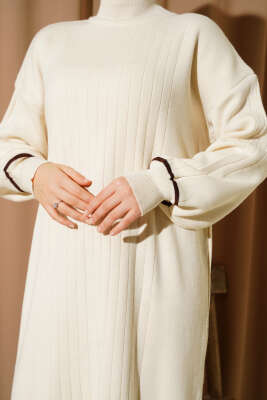 Etek Ucu Fırfır Detaylı Triko Elbise Taş - Elbise