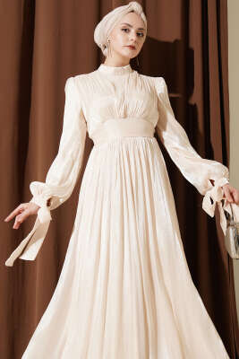 Etek Ucu Fırfırlı Büzgülü Abiye Elbise Bej - Elbise