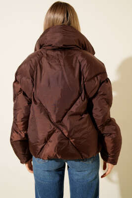 Etek Ucu Lastikli Şişme Kısa Mont Kahve - Kadın Giyim Modelleri