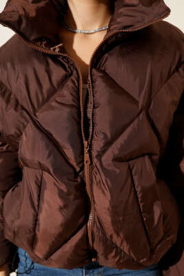 Etek Ucu Lastikli Şişme Kısa Mont Kahve - Kadın Giyim Modelleri