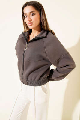 Etek Ucu Lastikli Üç İplik Kısa Hırka Füme - Kadın Giyim Modelleri