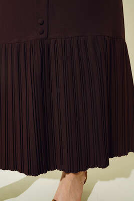 Etek Ucu Piliseli Düğmeli Kahve Etek - Uzun Etek