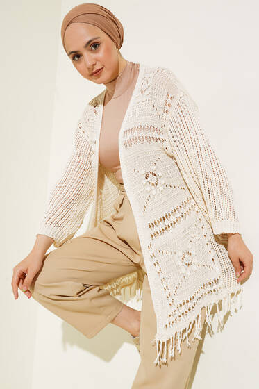 Etek Ucu Püsküllü Örgü Hırka Bej - Bayan Hırka