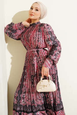 Etnik Desen Pileli Saten Elbise Kırmızı - Elbise