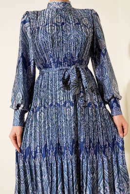 Etnik Desen Pileli Saten Elbise Lacivert - Elbise