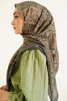 Etnik Desenli Şerit Geçişli Eşarp Zümrüt - Başörtüsü