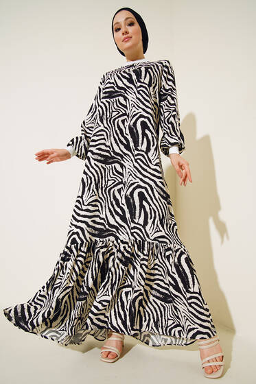 Farklı Desenli Elbise Zebra - Tesettür Elbise