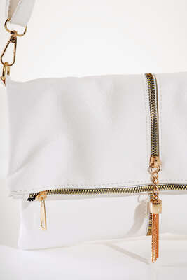 Fermuarı Püsküllü Omuz Çantası Beyaz - Kol Çantası