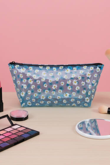 Fermuarlı Basic Makyaj Çantası Asorti 19 - Günün Seçilenleri