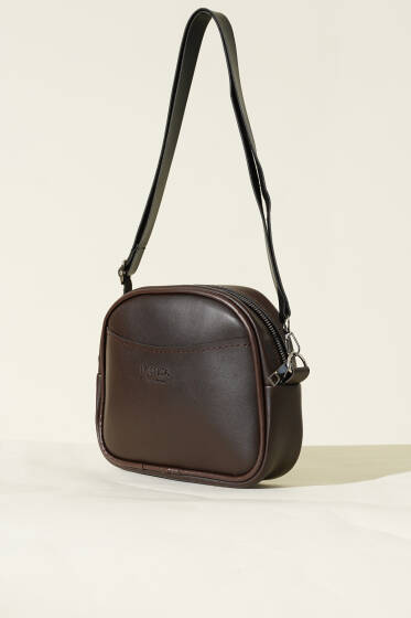 Fermuarlı Çapraz Askılı Çanta Acı Kahve - Kol Çantası