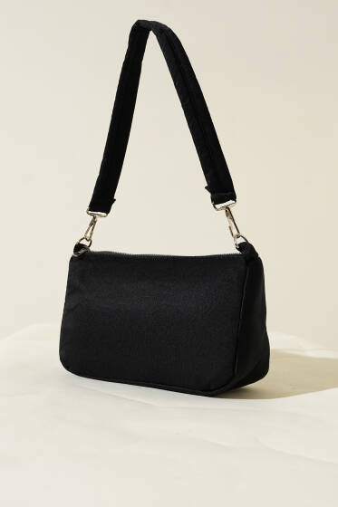 Fermuarlı Dikdörtgen Çanta Siyah - Yılın Fırsatı