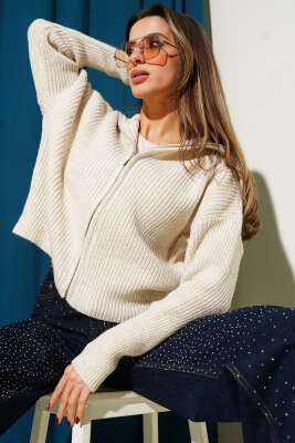 Fermuarlı Geniş Örgülü Hırka Bej 