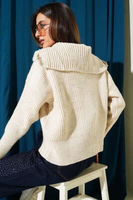 Fermuarlı Geniş Örgülü Hırka Bej - Kadın Giyim Modelleri