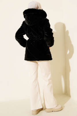 Fermuarlı Kapüşonlu Kısa Kapitone Mont Siyah - Mont