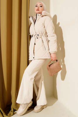 Fermuarlı Kapüşonlu Kısa Kapitone Mont Taş - Mont