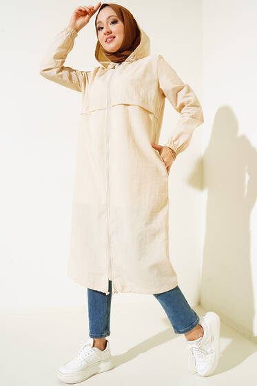 Fermuarlı Kapüşonlu Uzun Yağmurluk Bej - Kap