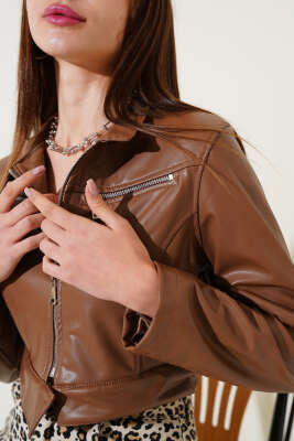 Fermuarlı Kısa Deri Ceket Taba - Kadın Giyim Modelleri