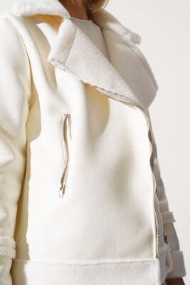 Fermuarlı Kürklü Deri Mont Ekru - Kadın Giyim Modelleri