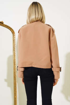 Fermuarlı Omuz Apoletli Kısa Ceket Camel - Kadın Giyim Modelleri