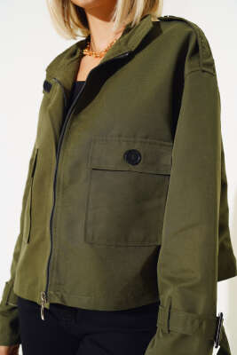 Fermuarlı Omuz Apoletli Kısa Ceket Haki - Kadın Giyim Modelleri