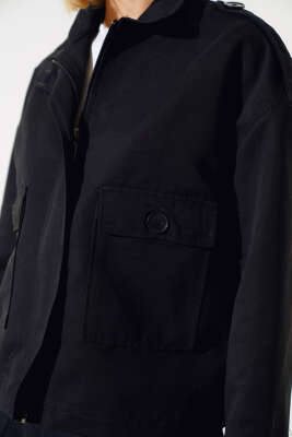 Fermuarlı Omuz Apoletli Kısa Ceket Siyah - Kadın Giyim Modelleri