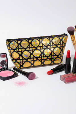 Fermuarlı Parlak Makyaj Çantası Asorti 1 