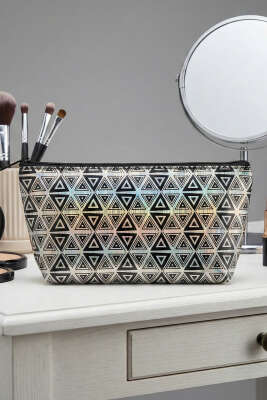 Fermuarlı Parlak Makyaj Çantası Asorti 22 