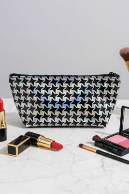 Fermuarlı Parlak Makyaj Çantası Asorti 23 