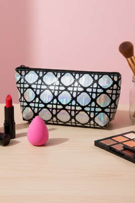 Fermuarlı Parlak Makyaj Çantası Asorti 6 