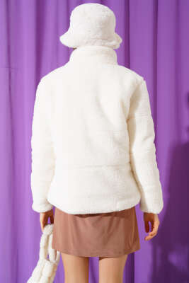 Fermuarlı Peluş Mont Ekru - Kadın Giyim Modelleri