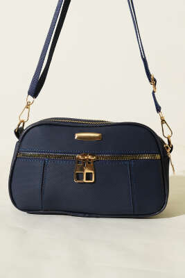 Fermuarlı Üç Bölmeli Çapraz Çanta Lacivert - Kol Çantası