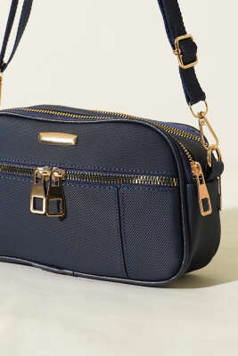 Fermuarlı Üç Bölmeli Çapraz Çanta Lacivert - Kol Çantası