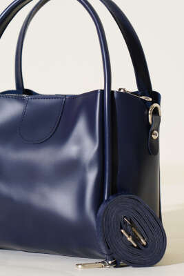 Fermuarlı Üç Bölmeli Kol Çanta Lacivert - Kol Çantası