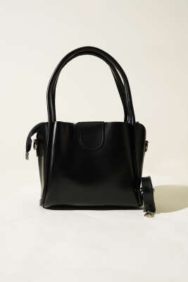 Fermuarlı Üç Bölmeli Kol Çanta Siyah - Kol Çantası