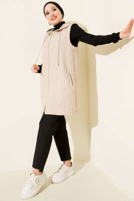 Fermuarlı Uzun Kapitone Yelek Bej - Yelek