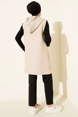 Fermuarlı Uzun Kapitone Yelek Bej - Yelek