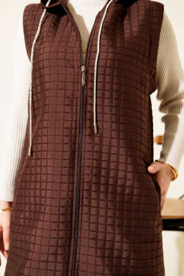Fermuarlı Uzun Kapitone Yelek Kahve - Yelek