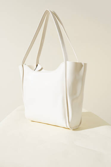  Fermuarlı Uzun Kulplu Kol Çanta Beyaz - Kol Çantası