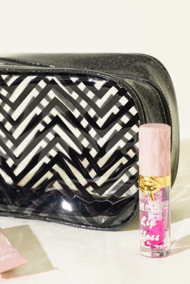  Fermuarlı Zigzag Desenli Kozmetik Çantası Siyah - Makyaj Aksesuarları