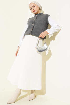 Fırfır Detaylı Düğmeli Triko Yelek Füme - Yelek