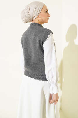 Fırfır Detaylı Düğmeli Triko Yelek Füme - Yelek