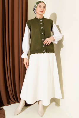 Fırfır Detaylı Düğmeli Triko Yelek Haki - Yelek