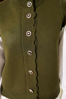 Fırfır Detaylı Düğmeli Triko Yelek Haki - Yelek