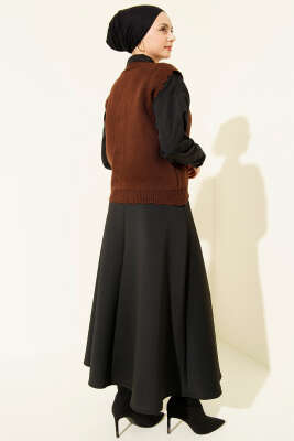 Fırfır Detaylı Düğmeli Triko Yelek Kahve - Yelek