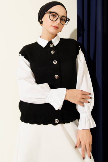 Fırfır Detaylı Düğmeli Triko Yelek Siyah - Yelek