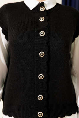 Fırfır Detaylı Düğmeli Triko Yelek Siyah - Yelek