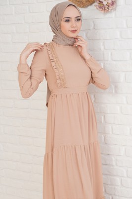 Fırfırı Dantel Süslemeli Camel Elbise - Tesettür Elbise