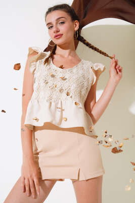 Fırfırlı Dantelli Bluz Bej - TOP SHOW
