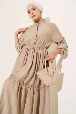 Fırfırlı Düğmeli Elbise Latte - Tesettür Elbise